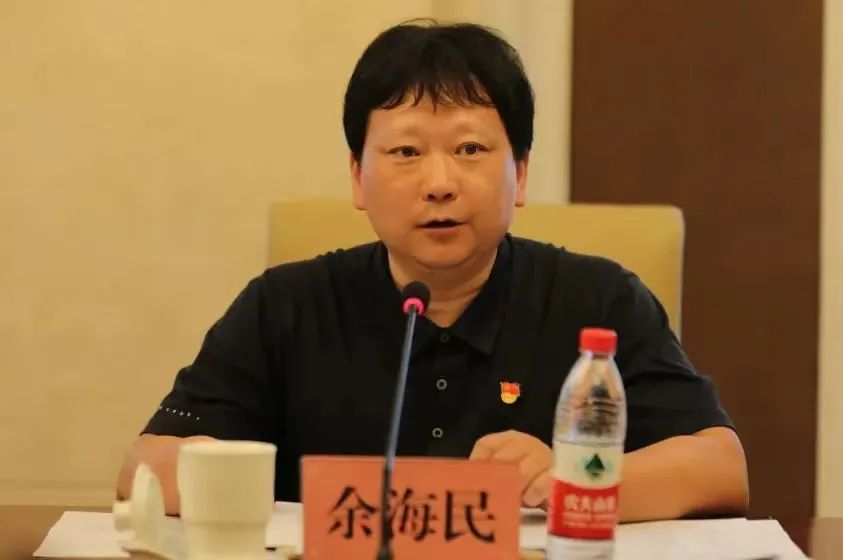 崇外商會聯(lián)合黨委書記、商會會長丁一參加崇外街道黨建協(xié)調(diào)委員會全體會議并代表成員單位進(jìn)行發(fā)言